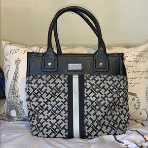 Tommy Hilfiger purse